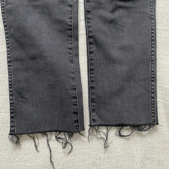 Madewell Petite Stovepipe Jeans in Banberry Wash (faded black) - Picture 16 of 16